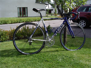 trek2300